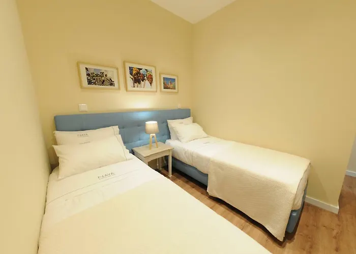 Naya-downtown Oporto