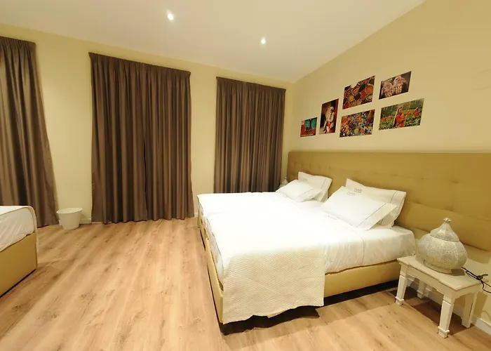 Naya-downtown 3* Porto