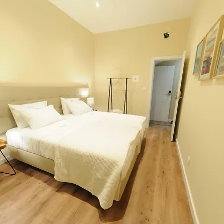 Naya-downtown Guest house