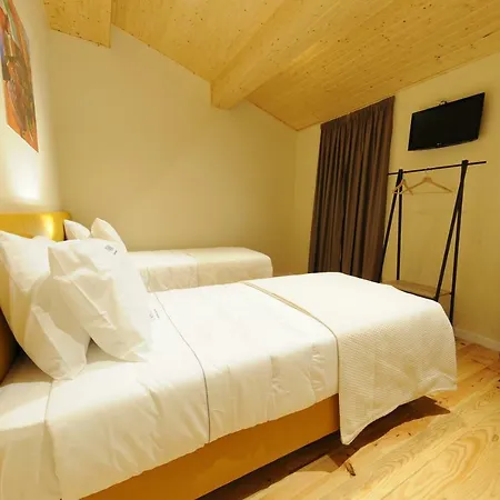 Naya-downtown Guest house Porto